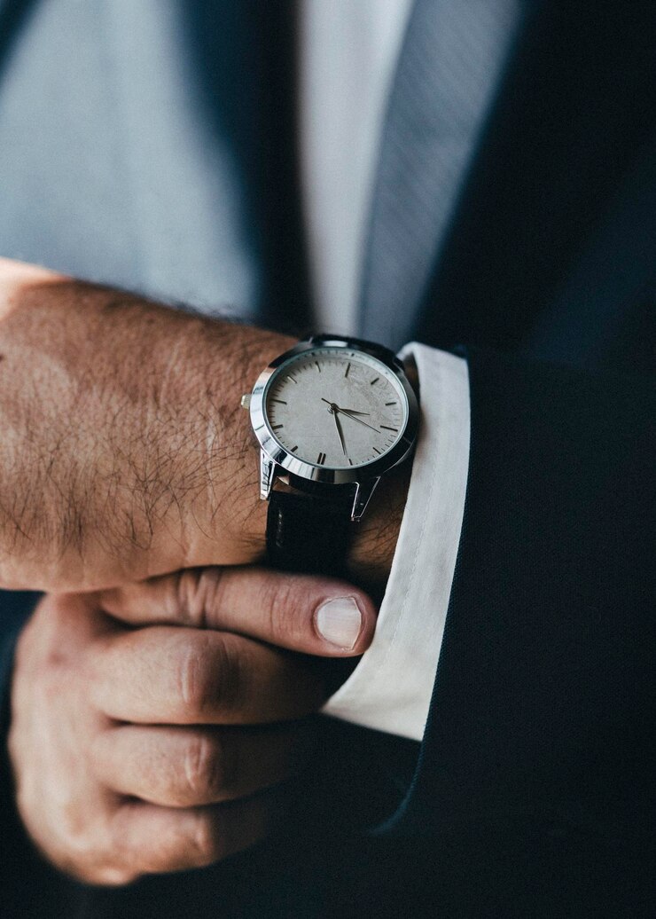 PSD closeup of a luxury men&amp;#39;s watch
