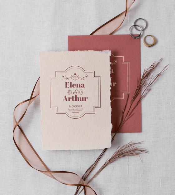 PSD composizione di eleganti carte mock-up per matrimoni