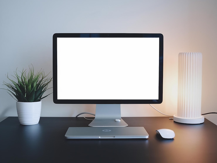 PSD a computer monitor with a white screen that says the word on the screen