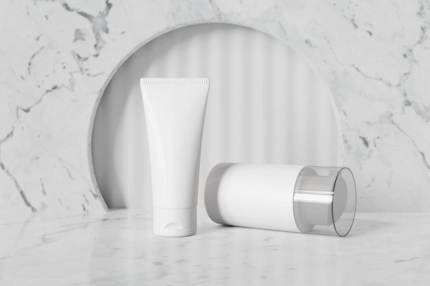 Cosmetische buizen op marmeroppervlak