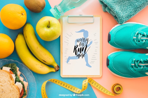 Mockup di fitness creativo con appunti