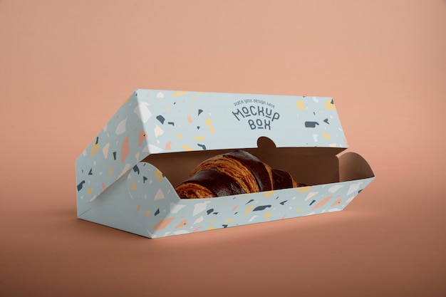 Mockup di imballaggio per prodotti da forno per croissant