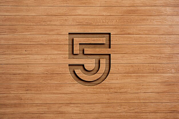 Mockup con logo impresso su sfondo di legno