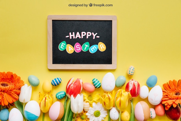 Mockup di pasqua decorativo con ardesia