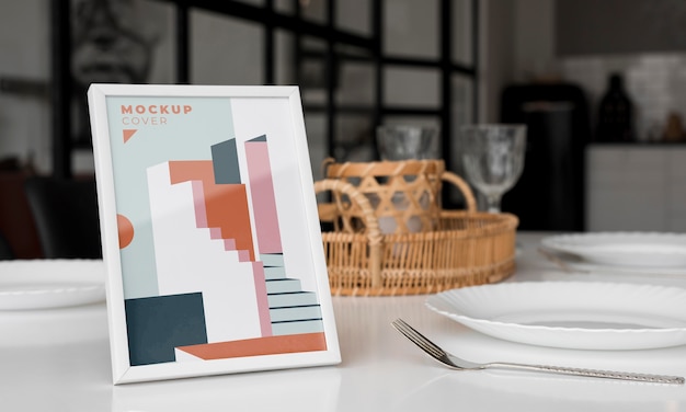 decorative mock-up frame arrangement