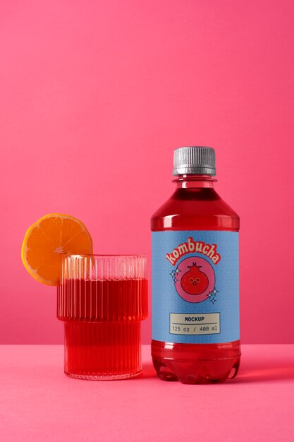 PSD delizioso mockup di imballaggio per bevande kombucha