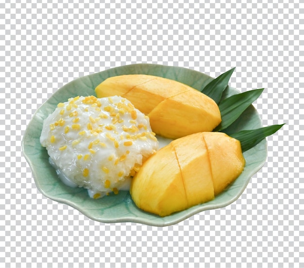 Delizioso riso appiccicoso di mango thailandese con frutta di mango fresca tagliata in un piatto con sfondo bianco premium psd