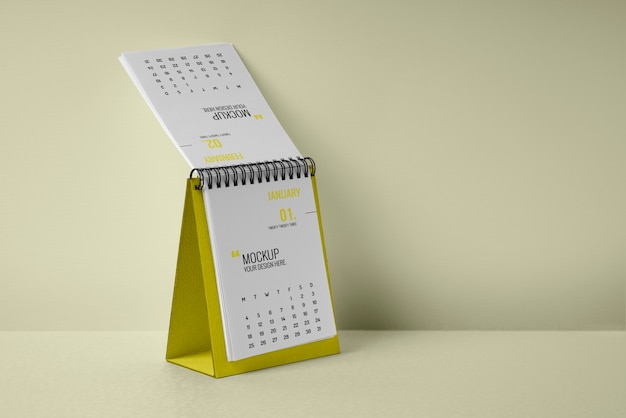 PSD desk calendar mockup design