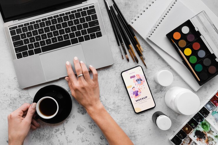 PSD desk of painting artist with laptop