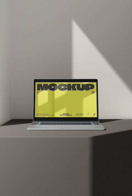 Mockup del dispositivo in un ambiente semplice