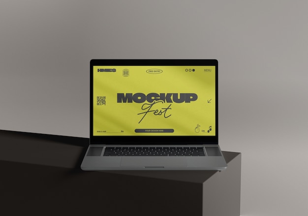 PSD mockup del dispositivo in un ambiente semplice