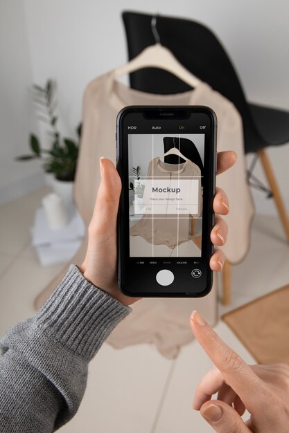 PSD 衣服のモックアップを撮影するデバイス