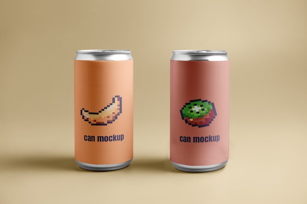 PSD mockup di imballaggio per lattina da 8 bit