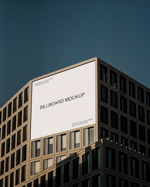 PSD duży billboard na budynku