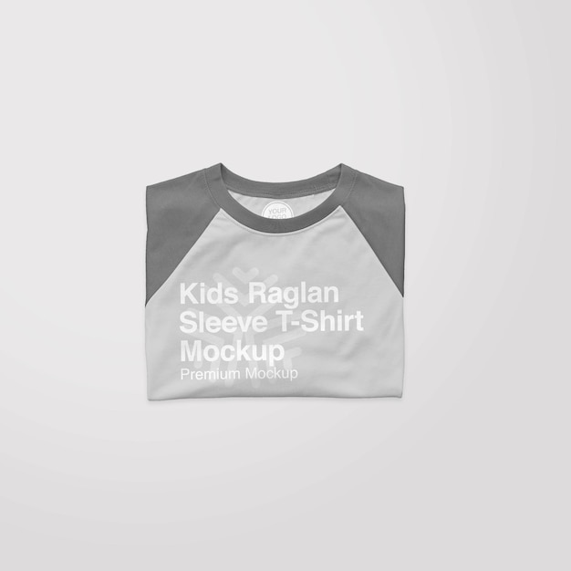 PSD dziecięca koszulka z raglanowym rękawem składana makieta