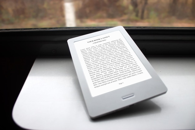 E-book reader mock-up, traveling with train