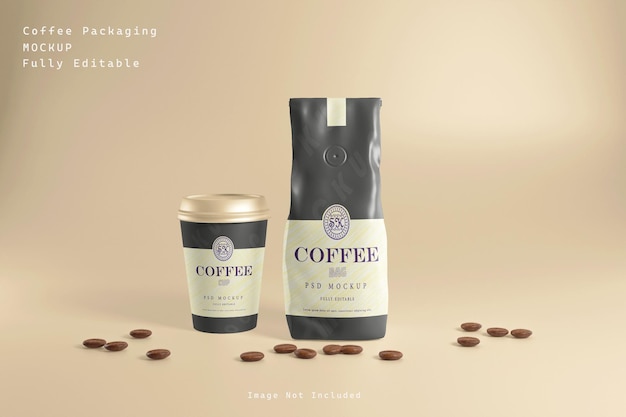 Eco-verpakking Koffiezak en papieren beker mockup Premium PSD