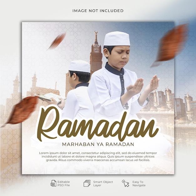 Een affiche voor de ramadan met een biddende jongen op de omslag