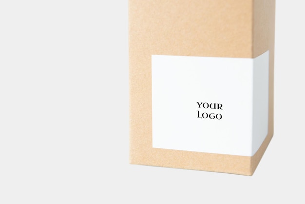 Eenvoudige verpakkingspapier verzenddoos mockup