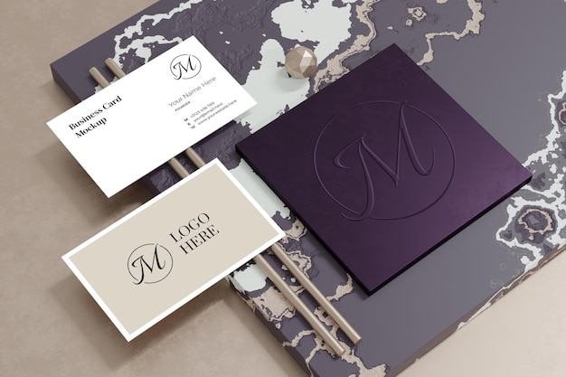 Elegante mockup di biglietto da visita con vetrina del marchio del logo nel rendering 3d