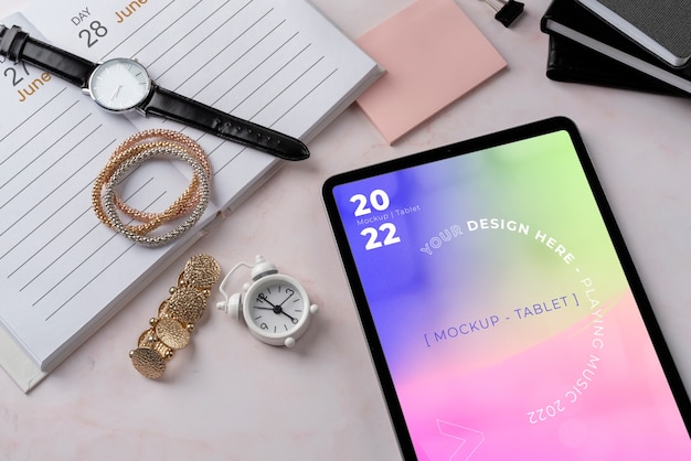 PSD scena elegante con mock-up del dispositivo tablet