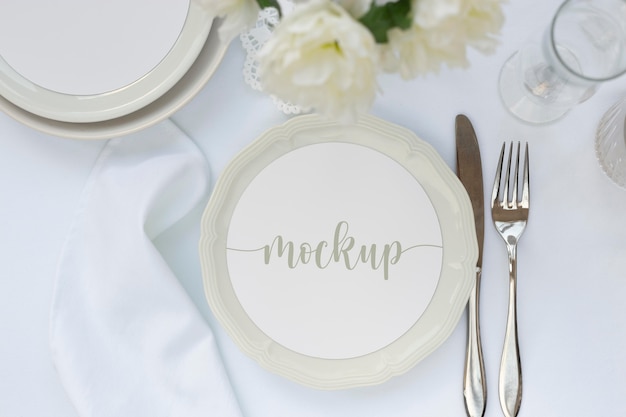 Elegant tableware assortment with round mock-up card