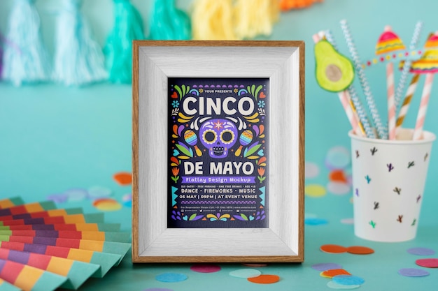 Elementy makiety Cinco de mayo z dekoracjami i ornamentami