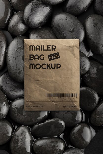 Envelope op stenen mockuo