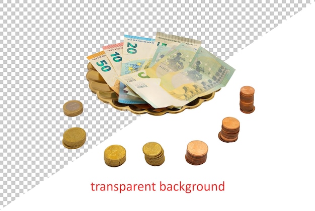 白い背景の金色のトレイに置かれたユーロ紙幣と硬貨