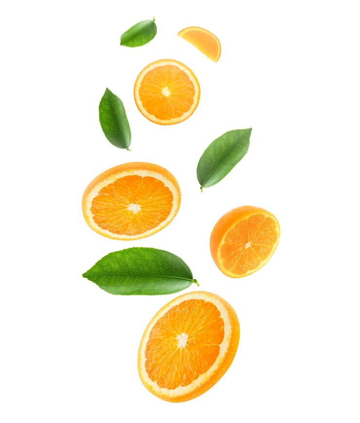 PSD falling juicy oranges with green leaves isolated on transparent background