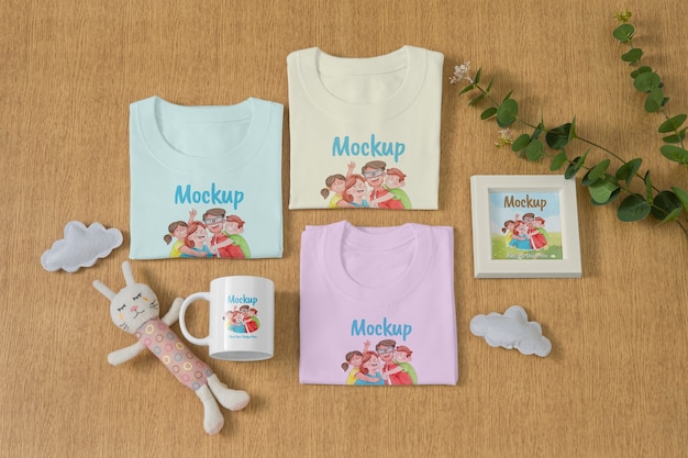 家族のTシャツのモックアップデザイン