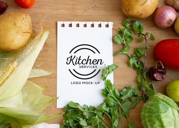 Mockup di logo di fattoria e cibo