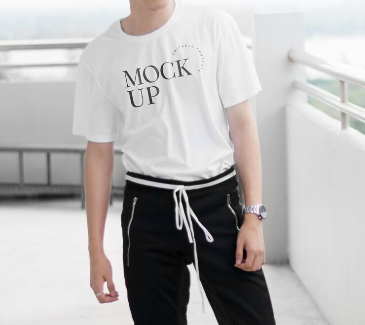 ファッションモデルのライフスタイルシャツのモックアップ