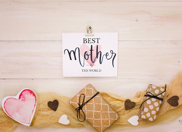 PSD flat lay mothers day composition with card mockup