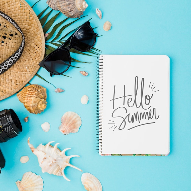 PSD flat lay notepad mockup with summer elements