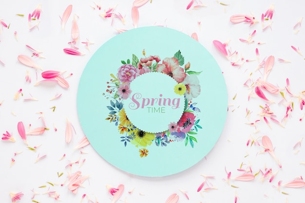 Flat lay round card mockup for spring