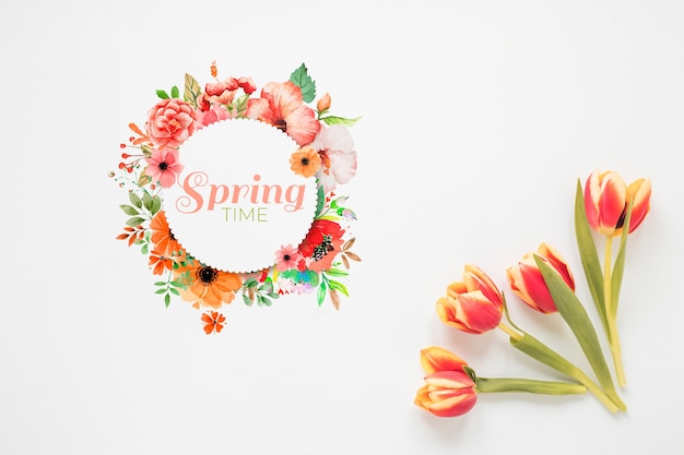 Flat lay round card mockup for spring