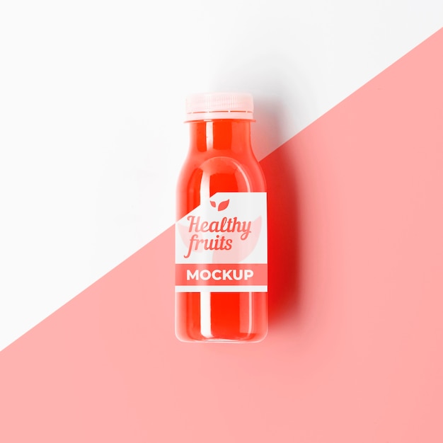 PSD fles rood fruit smoothie mock-up