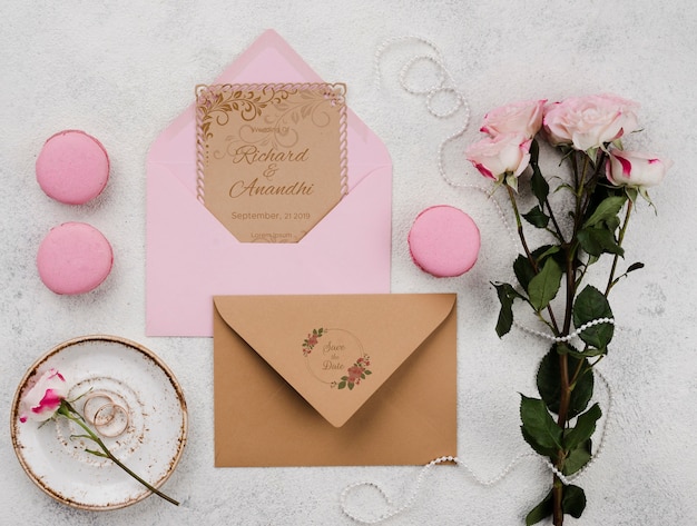 PSD mock-up concetto di matrimonio floreale