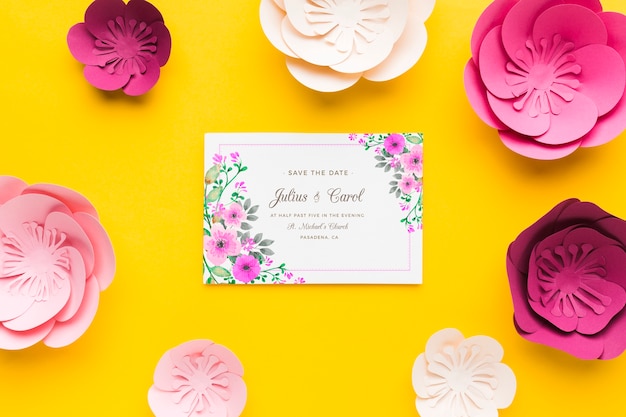 PSD mock-up concetto di matrimonio floreale