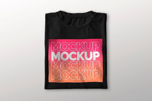 Mockup di t-shirt nera piegata