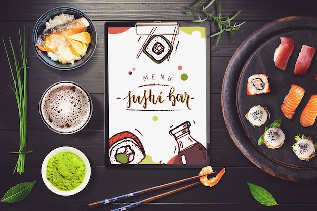 PSD mockup di cibo con design sushi