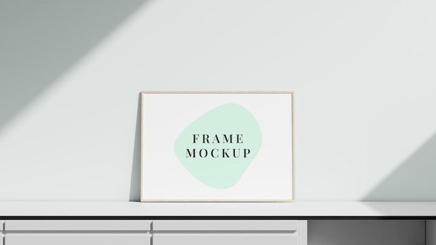 Fotolijst mockup op een dressoir tafel