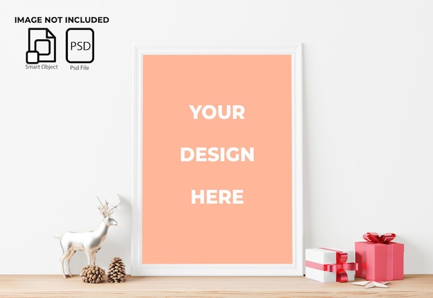 PSD クリスマスの装飾やギフトとフレームのモックアップ