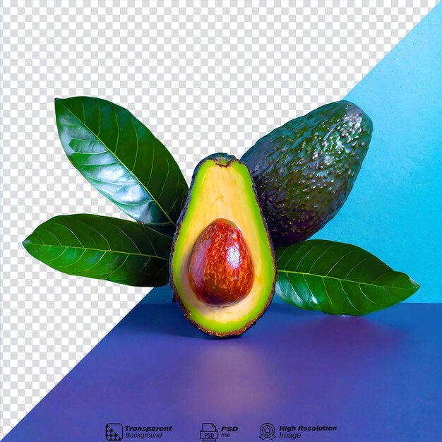 PSD Свежее авокадо с листьями, выделенными на прозрачном фоне