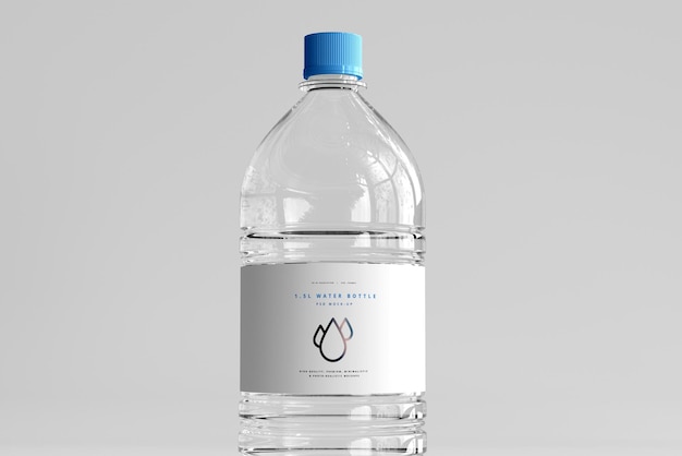 Мокап бутылки с пресной водой