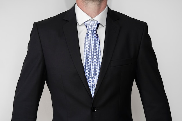 PSD front view elegant man wearing blue tie