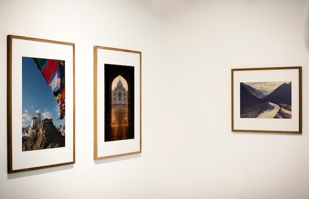 Galeria sztuki z wystawą