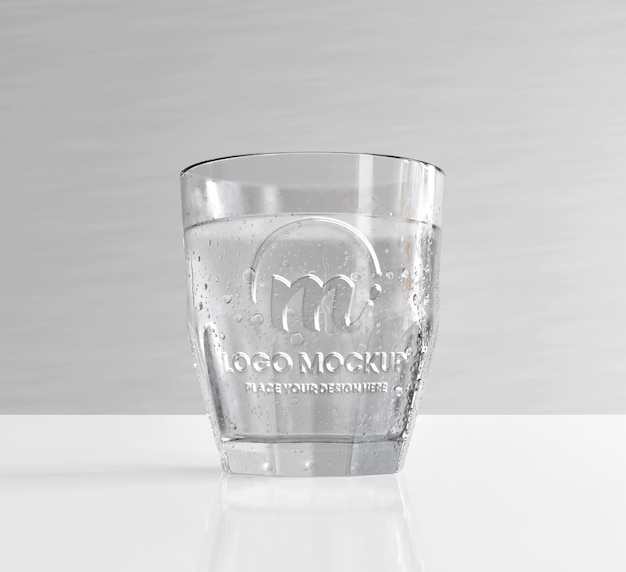 PSD glas met mockup met logo-effect