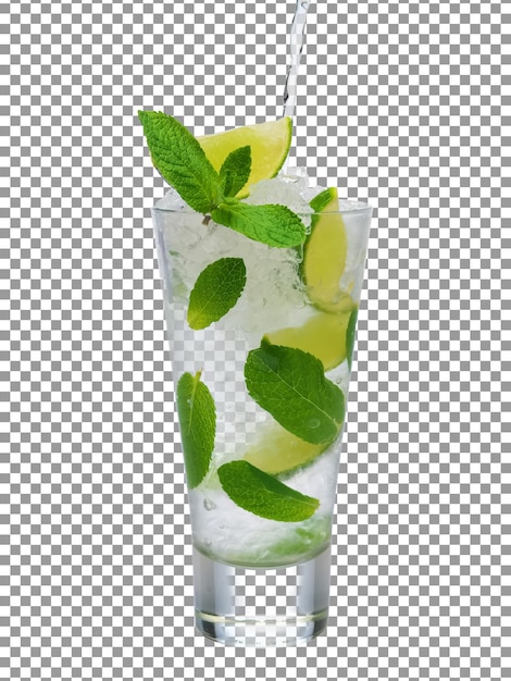 PSD a glass of lemonade with a straw and mint leaves on transparent background